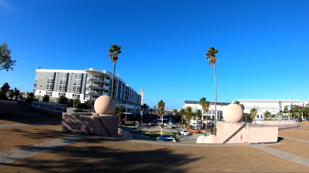 Victoria Wharf Shopping Centre picture