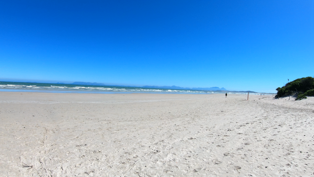 Beach View White Sand 