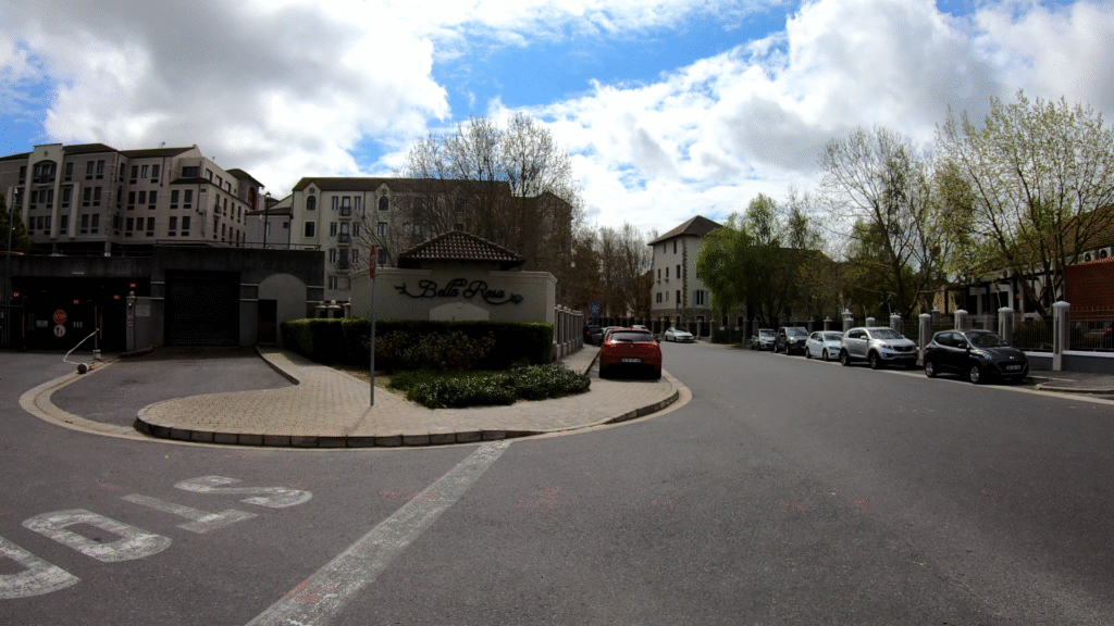 Bella Rosa Apartments 